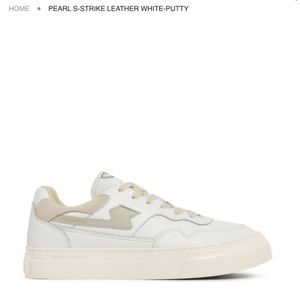 NWT Unisex Leather Sneakers